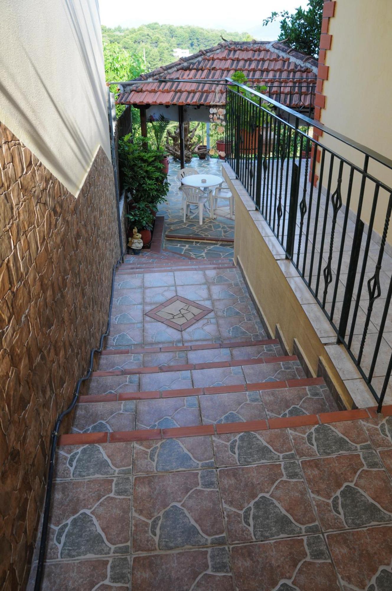 Nefeli Rooms Pefki  Exterior photo